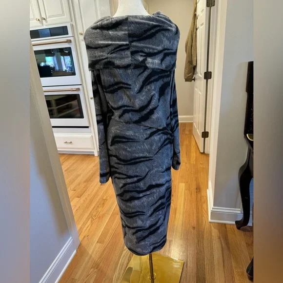 Catherine Malandrino Zebra Cowl Neck Sweater Dress - Picture 13 of 13